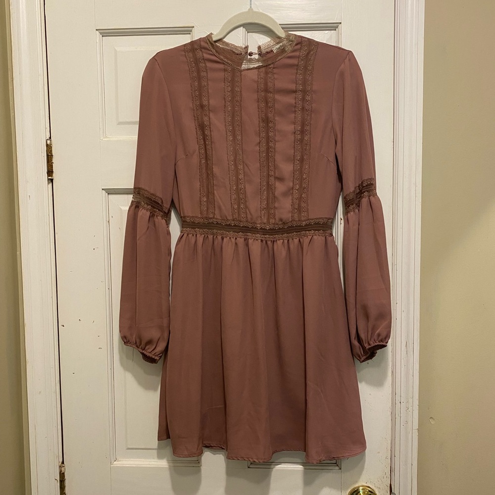 Mauve chiffon and lace dress